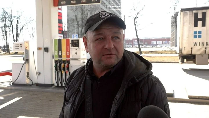 Представник АЗС коментує підвищення цін на старе пальне на заправці