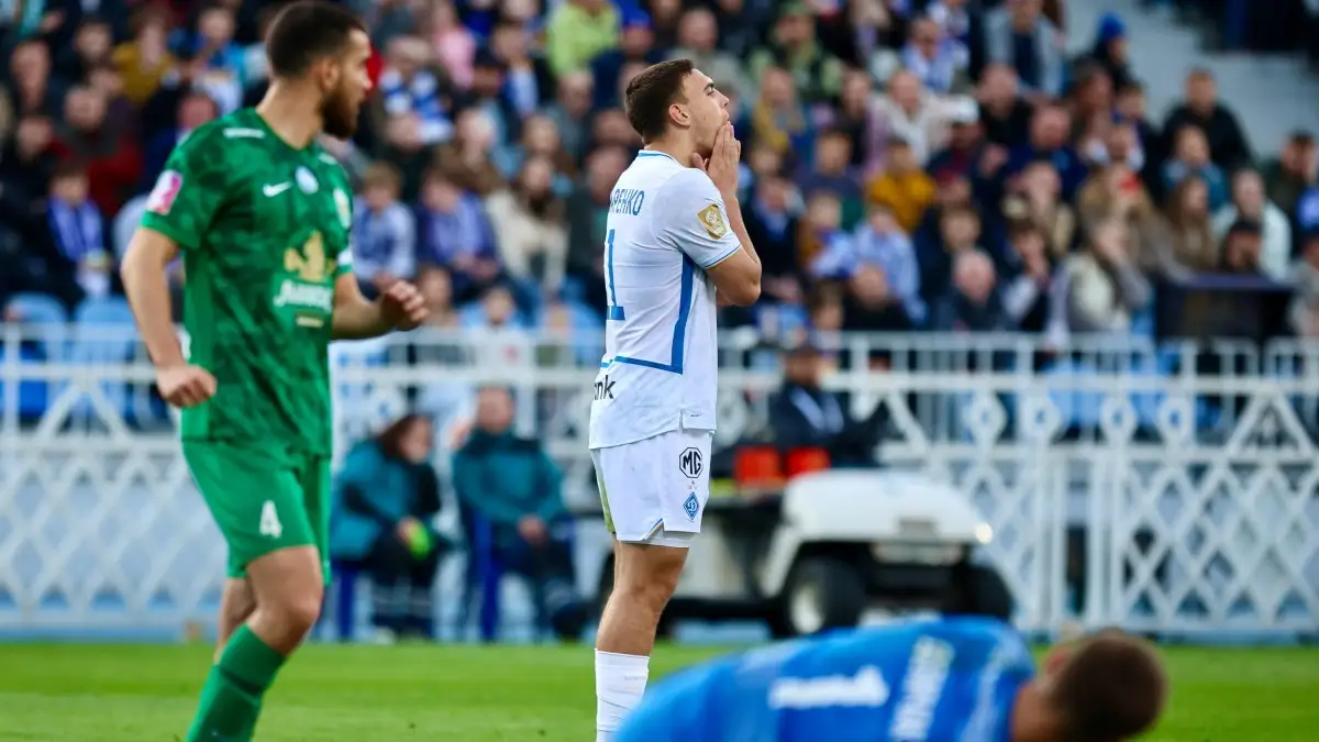 Георгій Ванат у розпачі після матчу Динамо проти Університаті в Лізі Європи