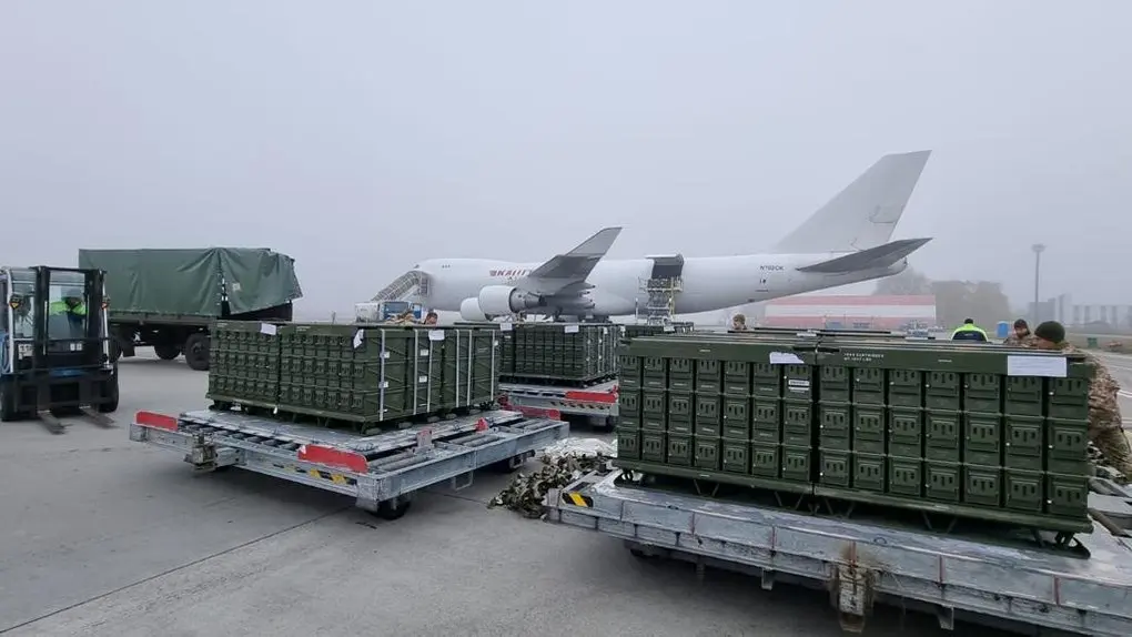 Вантаж японських компонентів для ракет РФ на аеродромі під час обходу санкцій