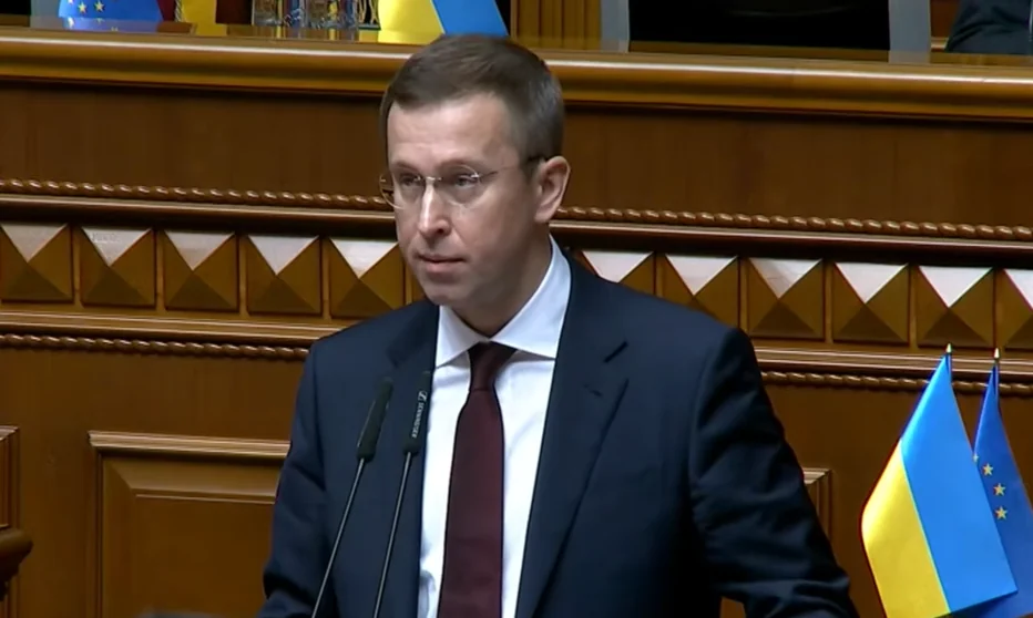 Премєр-міністр Сергій Корецький виступає у Верховній Раді щодо оборони та ЄС