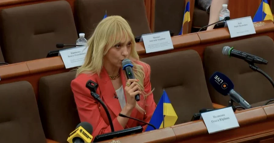 Оля Полякова виступає на засіданні комісії Верховної Ради щодо Нацвідбору