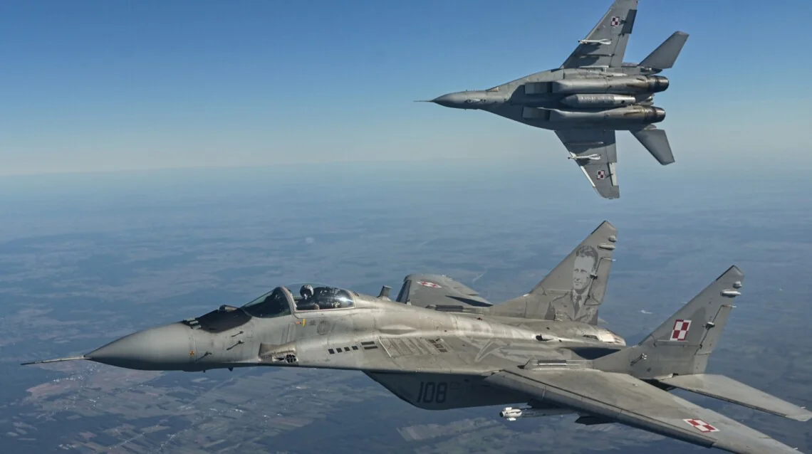 Польські винищувачі перехоплюють Су-30 РФ над Балтикою під час навчань ППО