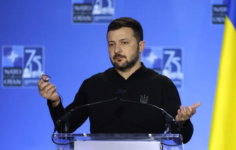 Зеленський на саміті НАТО попереджає про новий удар РФ
